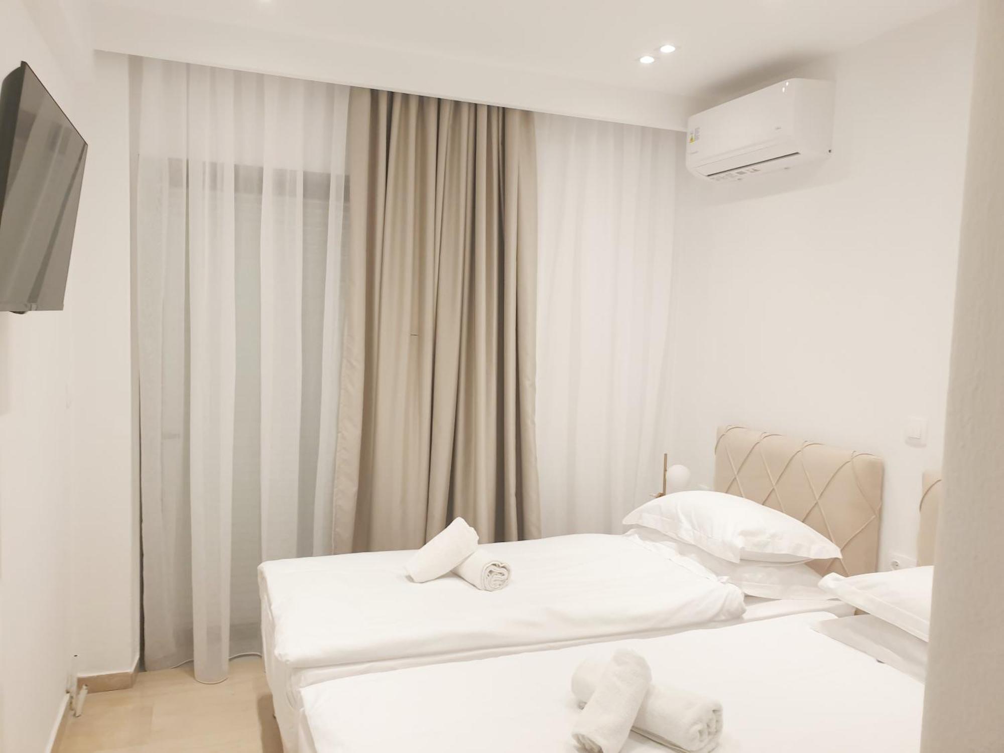 Eantos Studios And Suites Peraia  ห้อง รูปภาพ